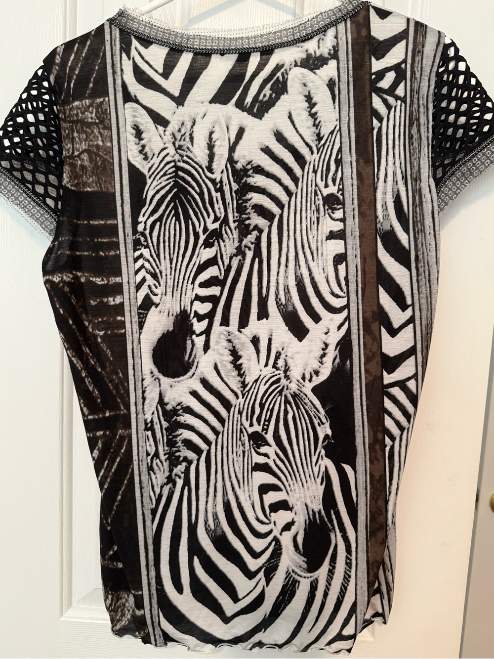 Women's Black & White Zebra Print Short Sleeve Top